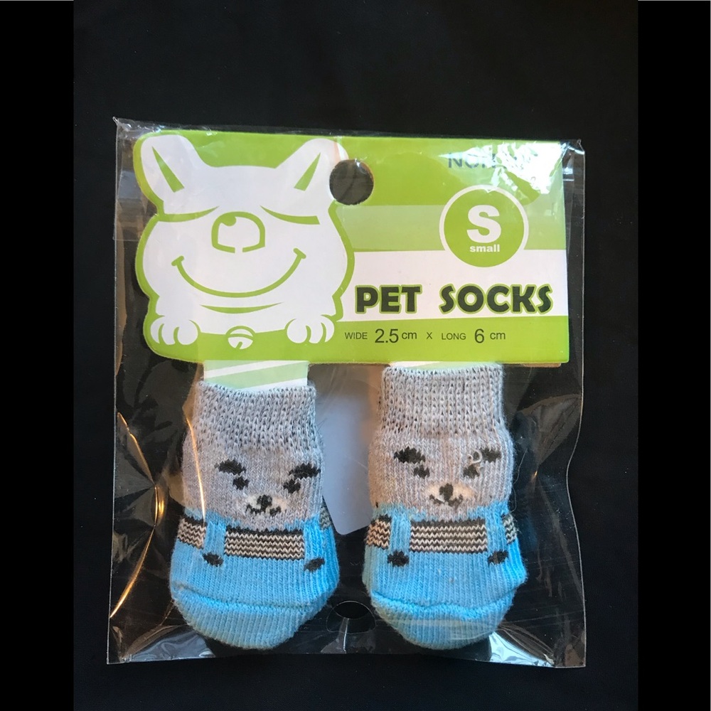2/$15 😉 Pet socks